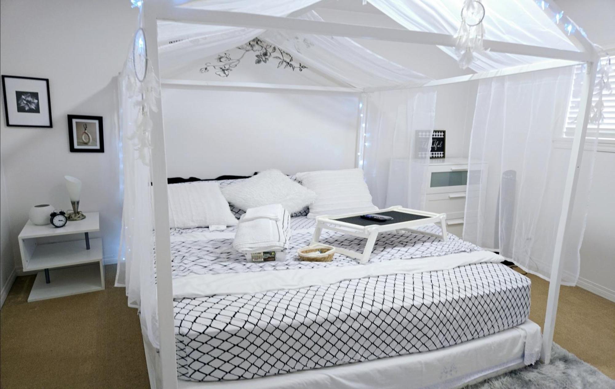Lovely Cozy Room! With Attached Private Bath In The Heart Of Vancouver! Private Parking & Self Check-In! Esterno foto