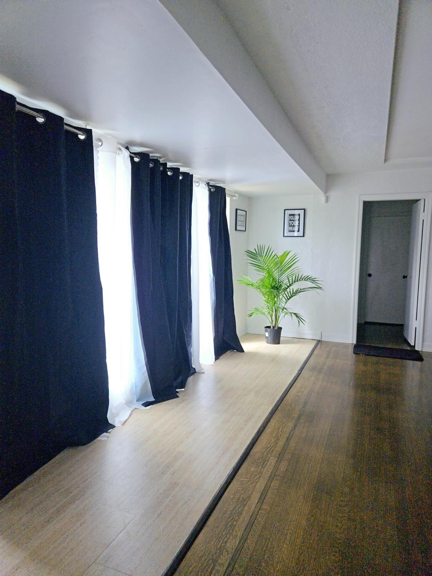 Lovely Cozy Room! With Attached Private Bath In The Heart Of Vancouver! Private Parking & Self Check-In! Esterno foto